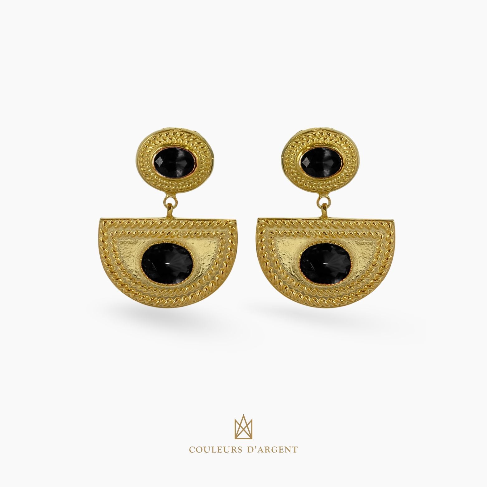 brinco em prata 925 com pedra natural, fotografado em fundo branco – Couleurs d’Argent