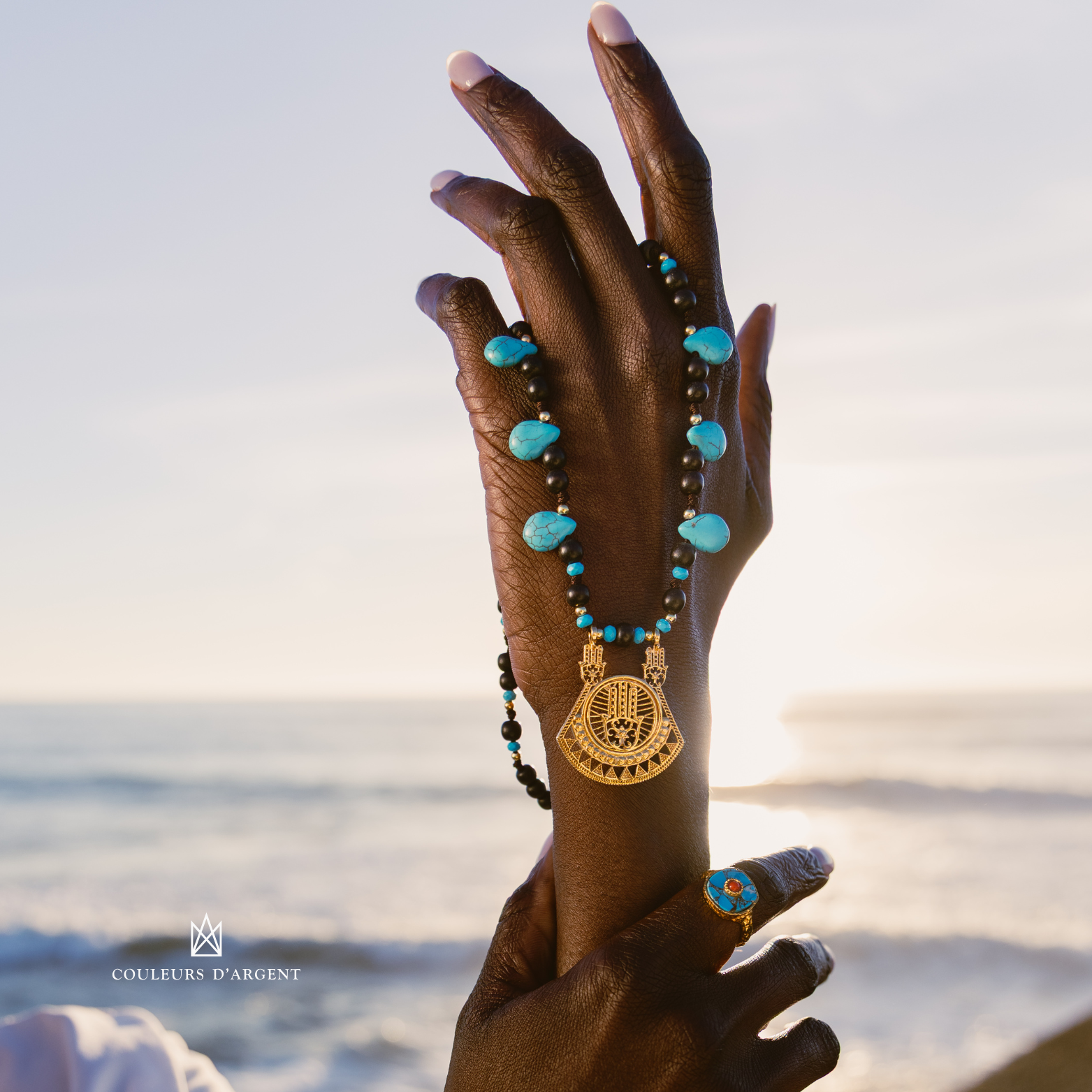Hawar P necklace