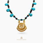 Hawar L necklace