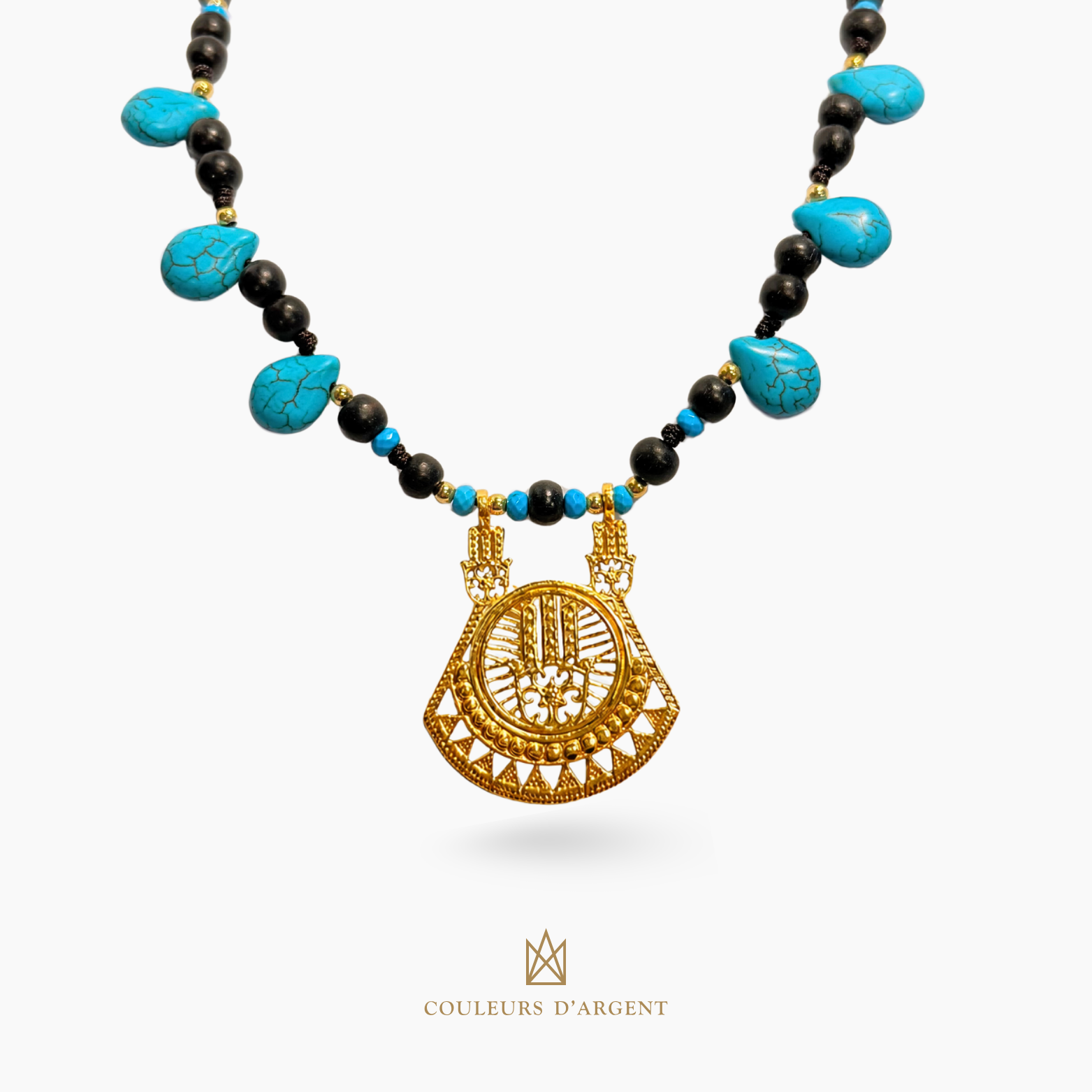 Hawar L necklace