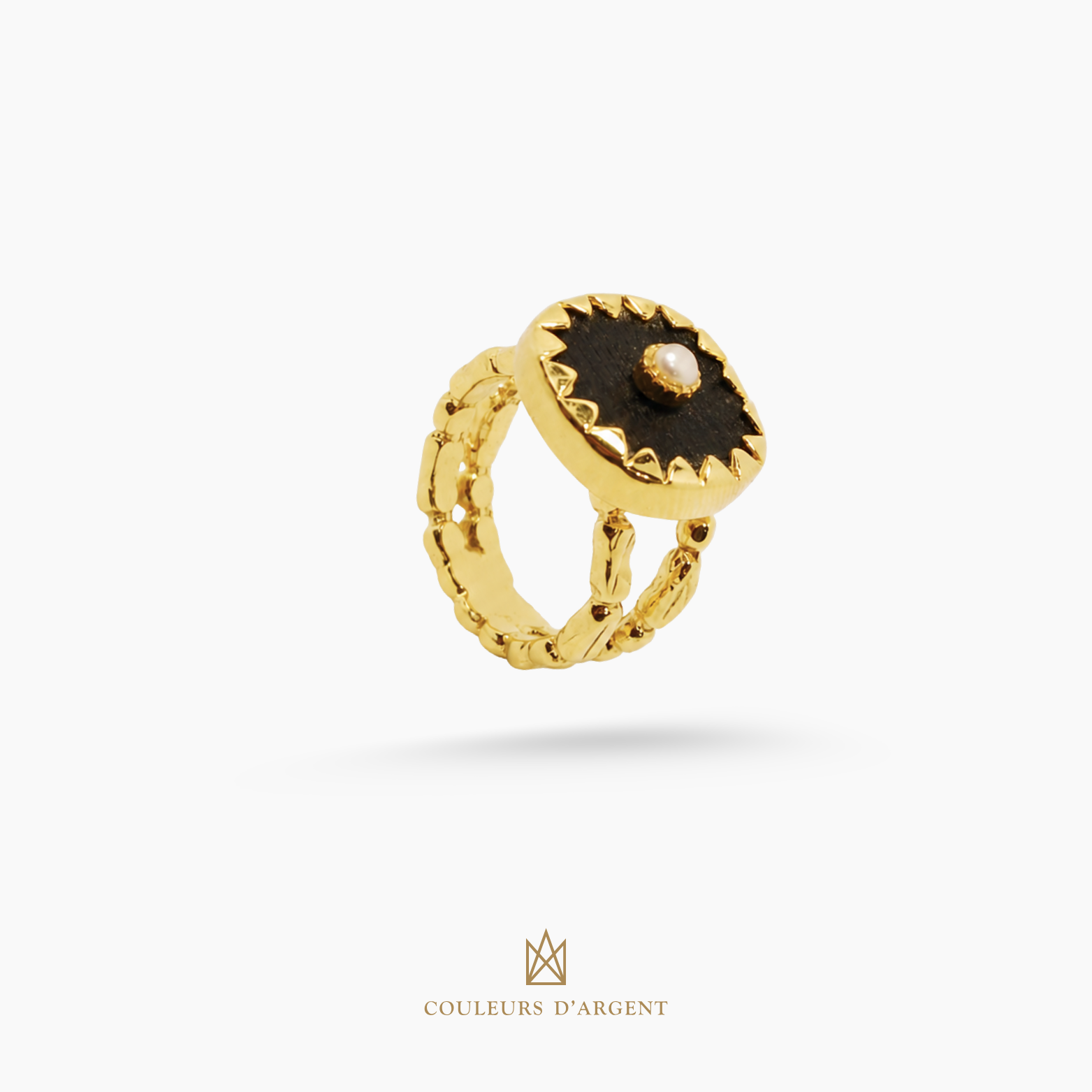 Thebes ring pearl
