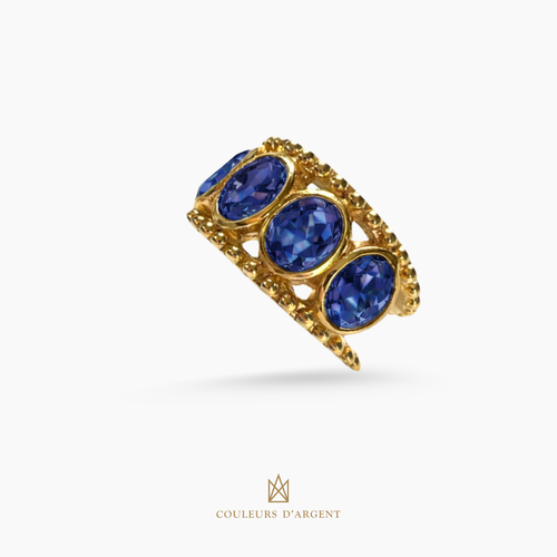 anel dourado de prata 925 com pedra natural ou sintética, plaqueado e banhado a ouro 18k e fotografado em fundo branco – Couleurs d’Argent