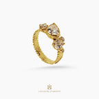 anel dourado de prata 925 com pedra natural ou sintética, plaqueado e banhado a ouro 18k e fotografado em fundo branco – Couleurs d’Argent