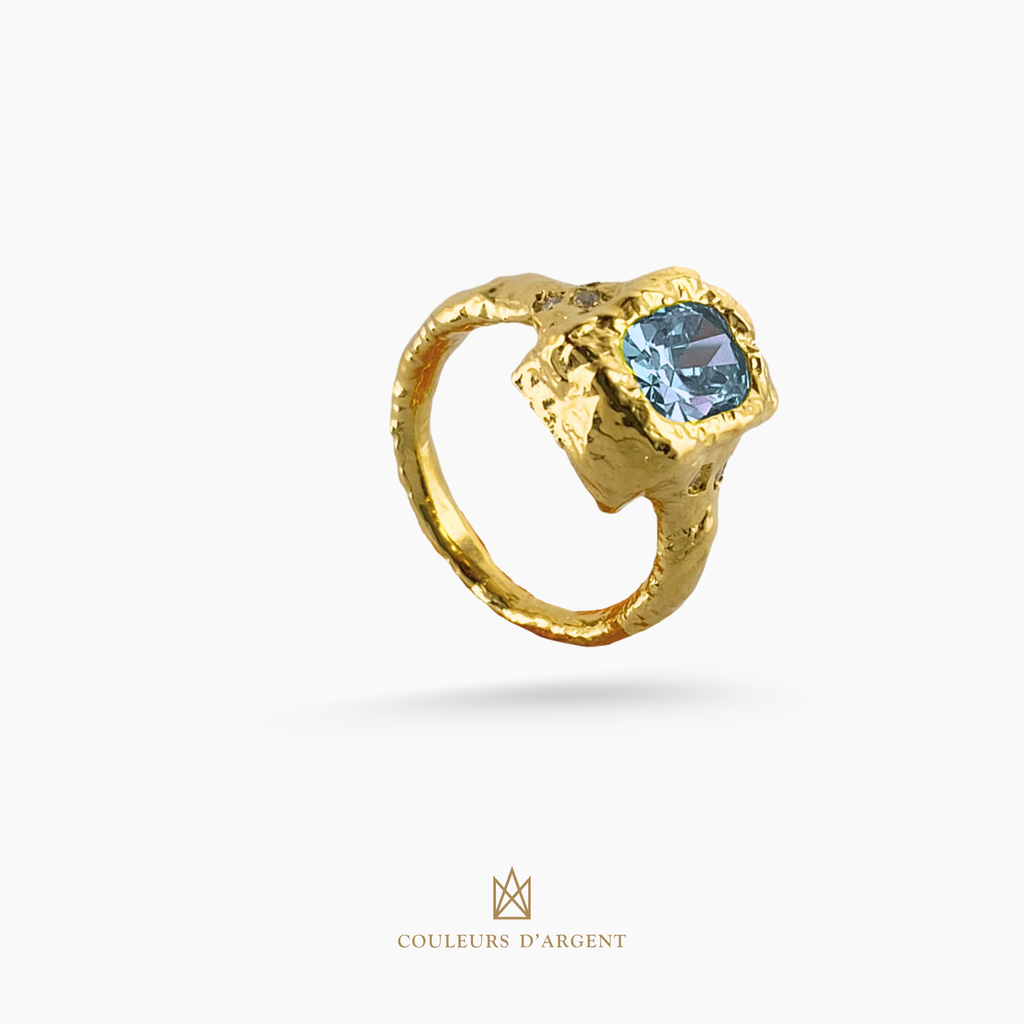 Anel de Prata 925.pratadelei. fundo branco, com pedras naturais, couleurs d'argent_fotografado em fundo branco_saphira_zircónia_quartz_prata plaqueada_banhado a ouro_ouro 18k_europa_portugal_dourado_prata dourada_prata de lei_prasiolite_joia_jewelry_jewellry_pearl_gold_silver_luxury_design_perolas_perola