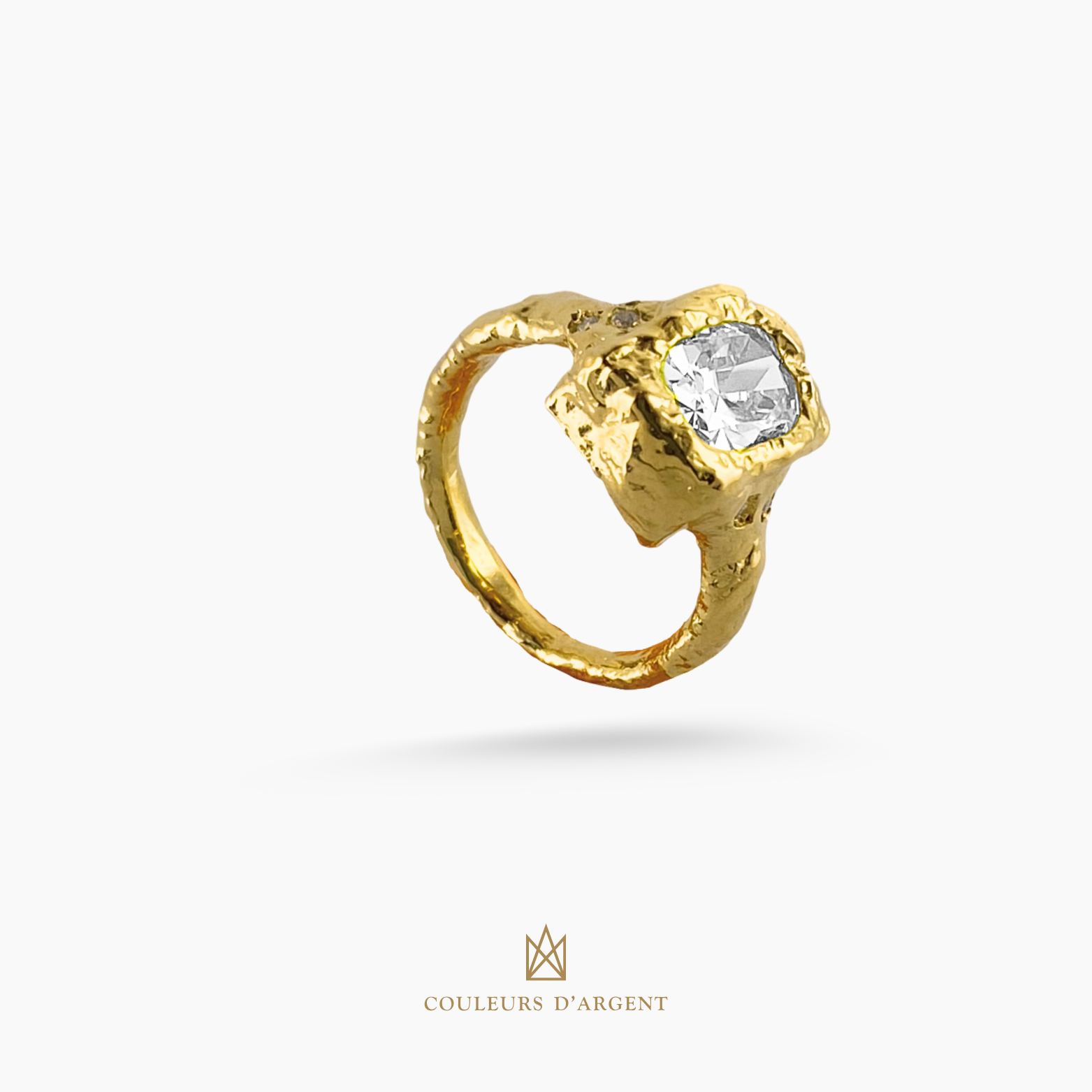 Anel de Prata 925.pratadelei. fundo branco, com pedras naturais, couleurs d'argent_fotografado em fundo branco_saphira_zircónia_quartz_prata plaqueada_banhado a ouro_ouro 18k_europa_portugal_dourado_prata dourada_prata de lei_prasiolite_joia_jewelry_jewellry_pearl_gold_silver_luxury_design_perolas_perola