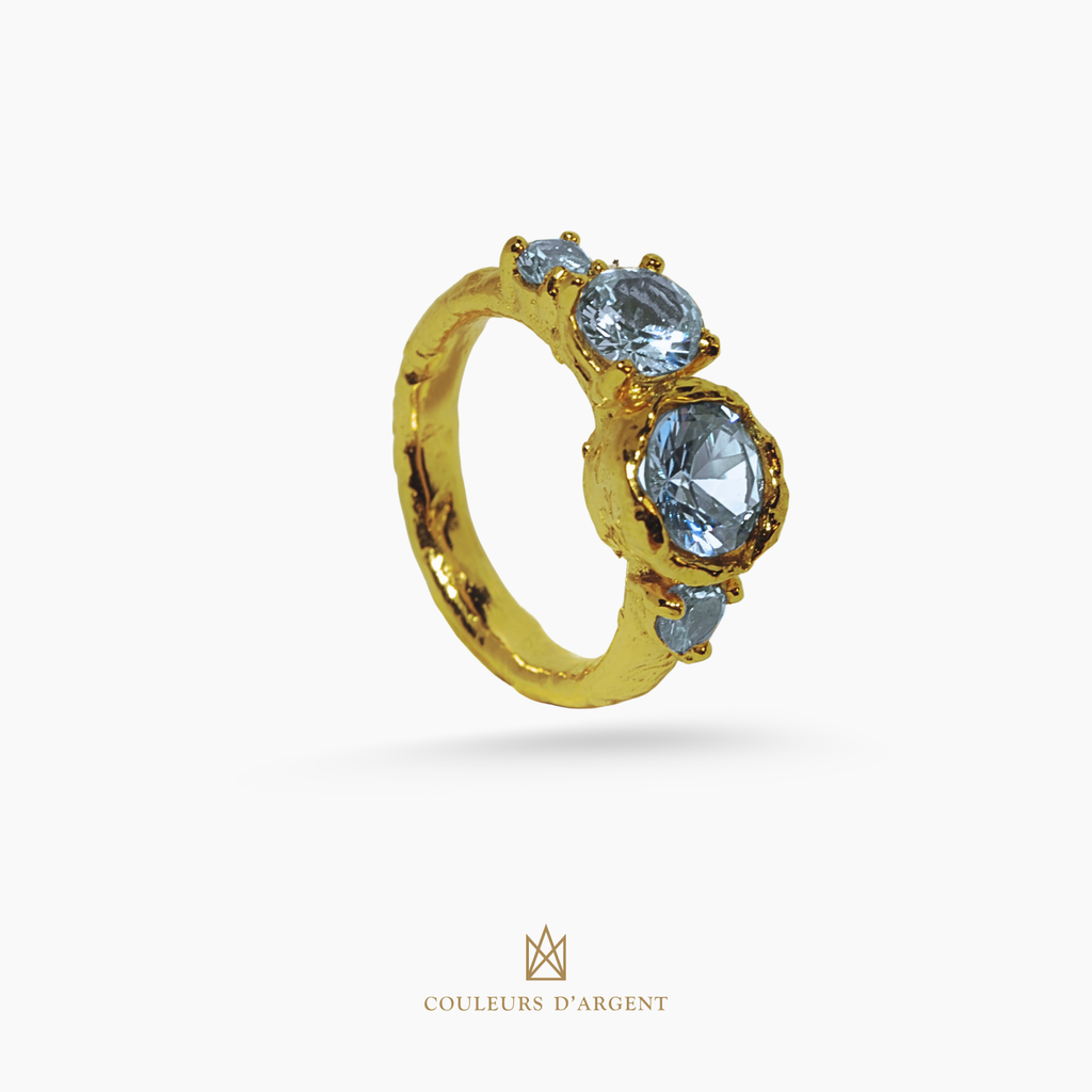 Anel de Prata 925.pratadelei. fundo branco, com pedras naturais, couleurs d'argent_fotografado em fundo branco_saphira_zircónia_quartz_prata plaqueada_banhado a ouro_ouro 18k_europa_portugal_dourado_prata dourada_prata de lei_prasiolite_joia_jewelry_jewellry_pearl_gold_silver_luxury_design_perolas_perola