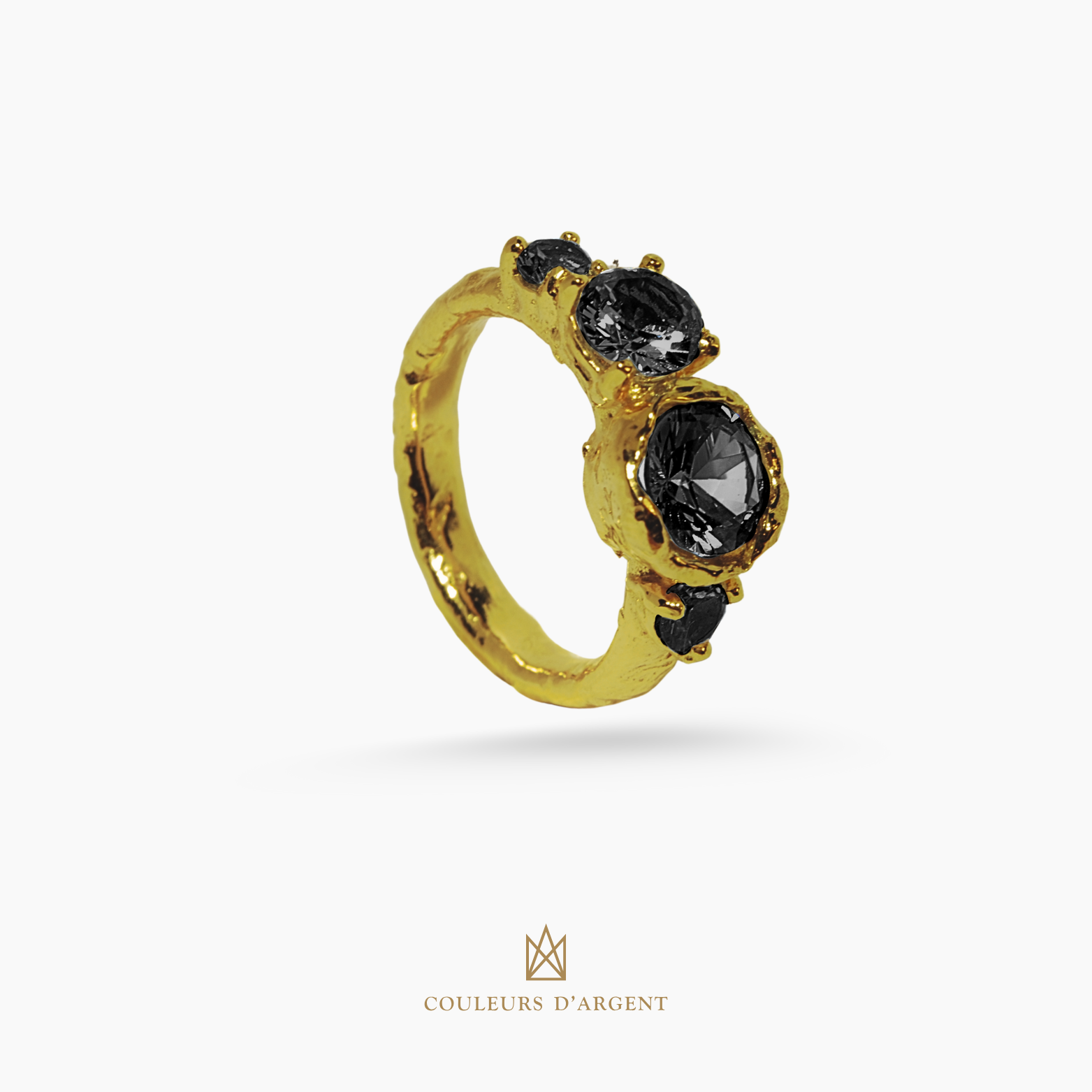 Anel de Prata 925.pratadelei. fundo branco, com pedras naturais, couleurs d'argent_fotografado em fundo branco_saphira_zircónia_quartz_prata plaqueada_banhado a ouro_ouro 18k_europa_portugal_dourado_prata dourada_prata de lei_prasiolite_joia_jewelry_jewellry_pearl_gold_silver_luxury_design_perolas_perola