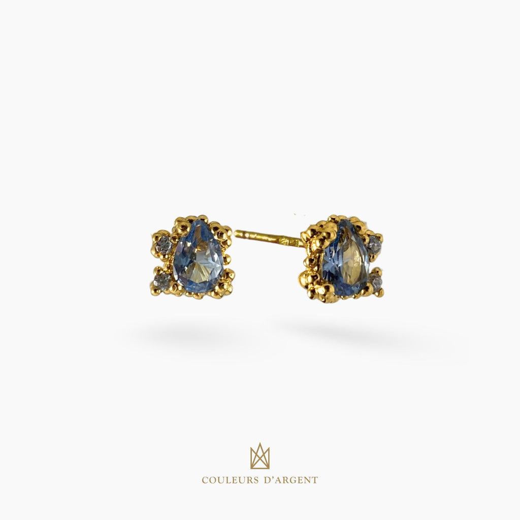 anel dourado de prata 925 com pedra natural ou sintética, plaqueado e banhado a ouro 18k e fotografado em fundo branco – Couleurs d’Argent